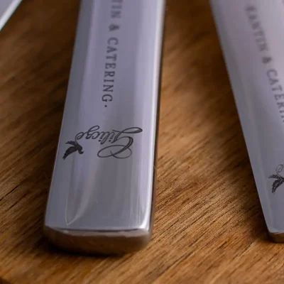 lasergravierte-bestecksets-hochzeitsgeschenk